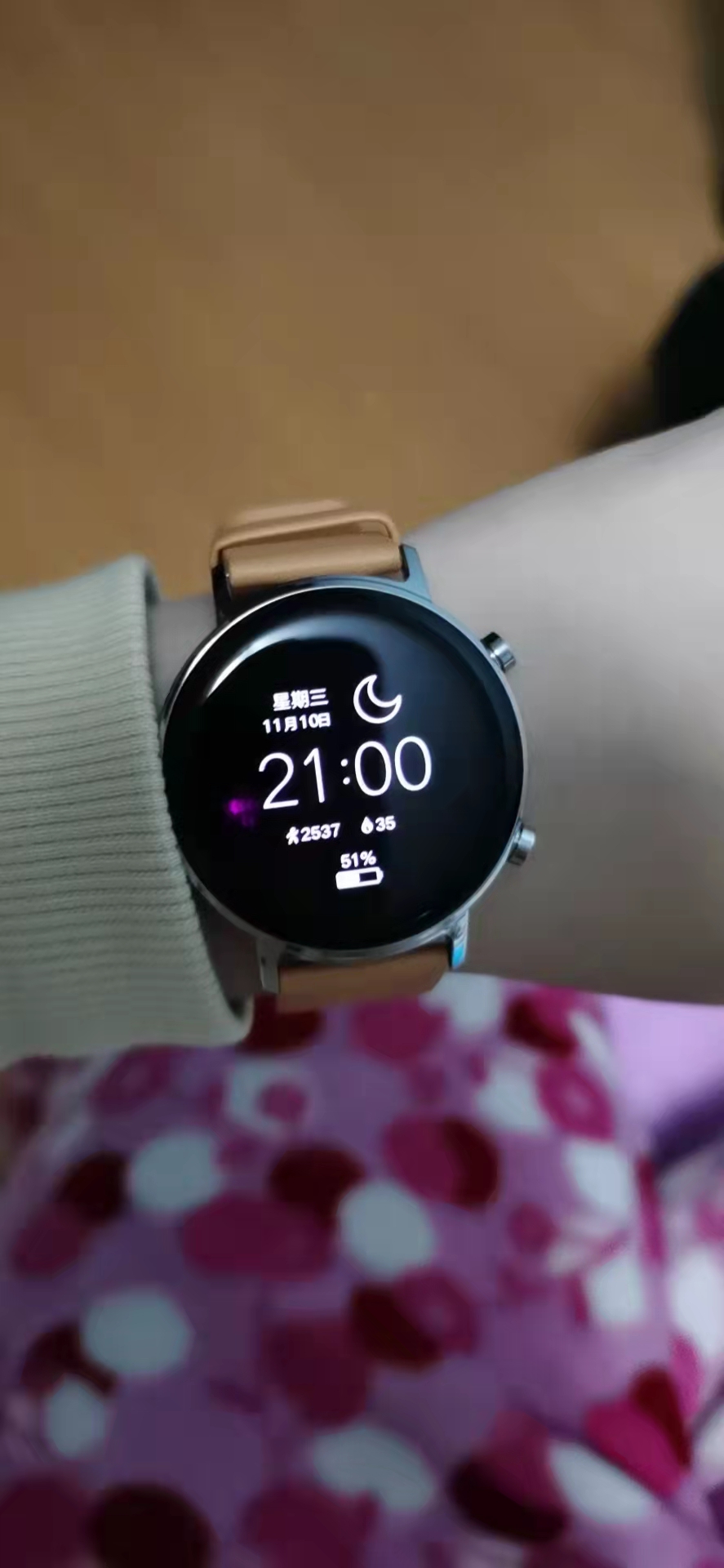 <b>给宝宝买的情侣款手表（其实比我的好看呦）</b>